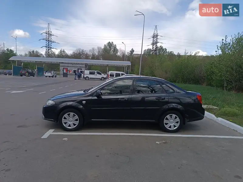 Daewoo Gentra 2014