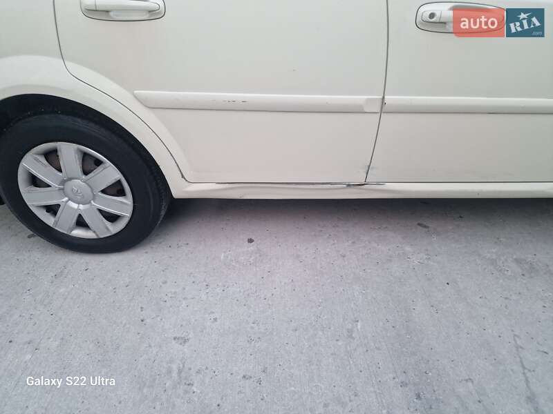 Седан Daewoo Gentra 2014 в Києві