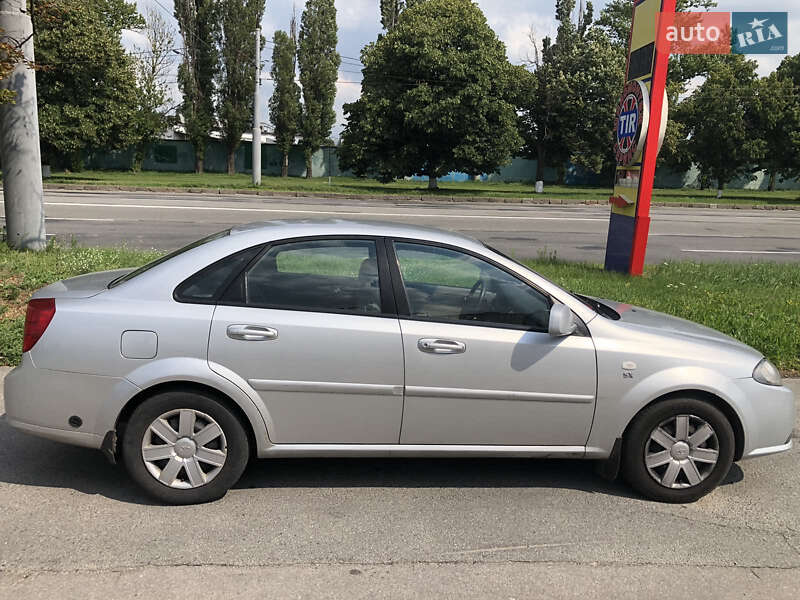 Седан Daewoo Gentra 2013 в 