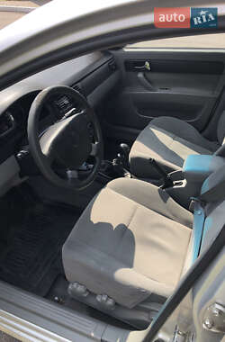 Седан Daewoo Gentra 2013 в 