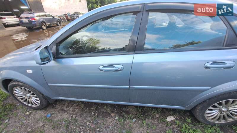 Седан Daewoo Gentra 2013 в Киеве