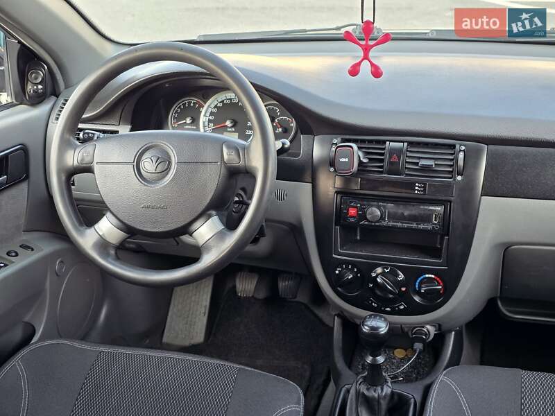 Седан Daewoo Gentra 2013 в Тернополе