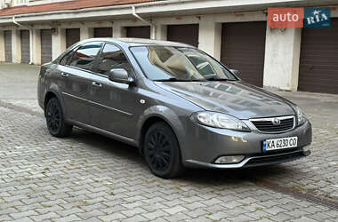 Седан Daewoo Gentra 2014 в 