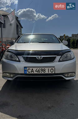 Седан Daewoo Gentra 2015 в 