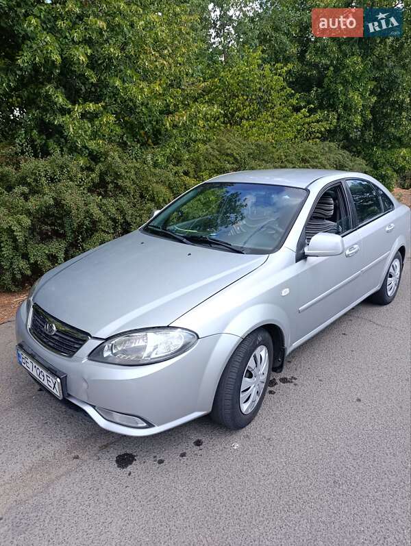 Седан Daewoo Gentra 2015 в Южноукраїнську