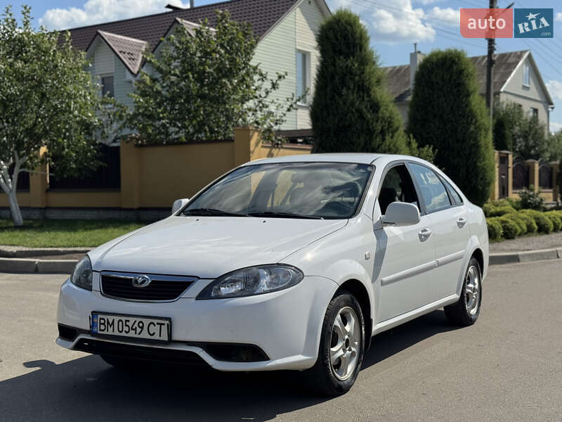 Daewoo Gentra 2014