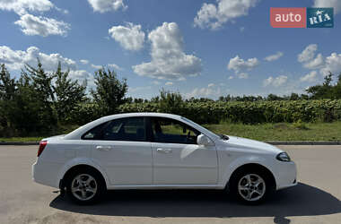 Седан Daewoo Gentra 2014 в 