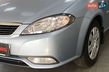 Седан Daewoo Gentra 2013 в 