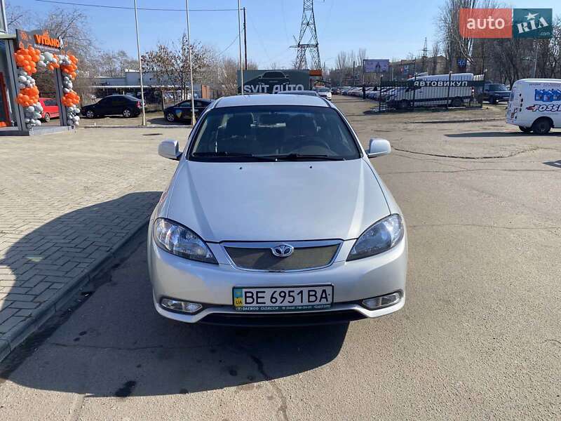 Седан Daewoo Gentra 2014 в Николаеве
