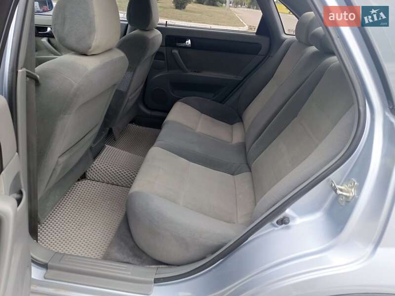 Седан Daewoo Gentra 2014 в Кременчуге