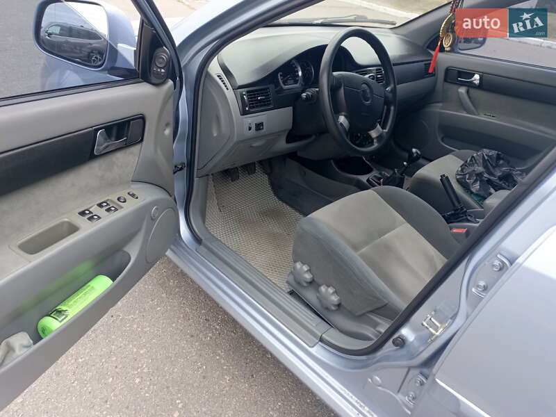 Седан Daewoo Gentra 2014 в Кременчуге