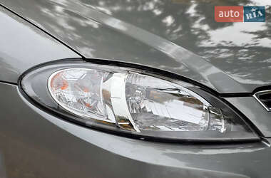 Седан Daewoo Gentra 2013 в 