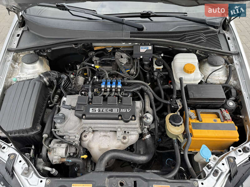 Седан Daewoo Gentra 2014 в Полтаві