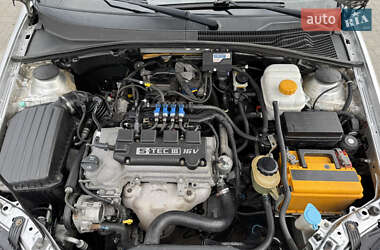 Седан Daewoo Gentra 2014 в  фото 16 Седан Daewoo Gentra 2014 в