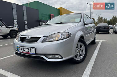 Седан Daewoo Gentra 2013 в  фото 2 Седан Daewoo Gentra 2013 в