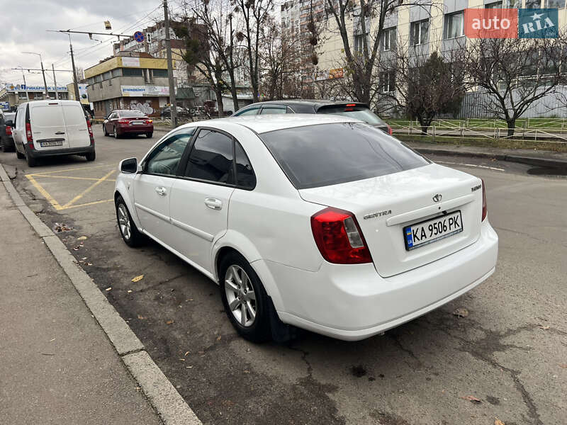 Седан Daewoo Gentra 2013 в Києві