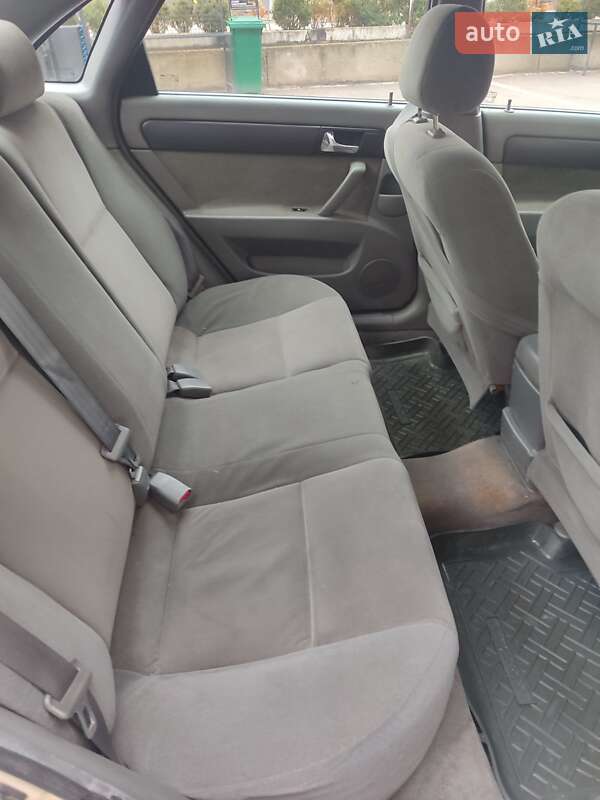 Седан Daewoo Gentra 2014 в Дніпрі