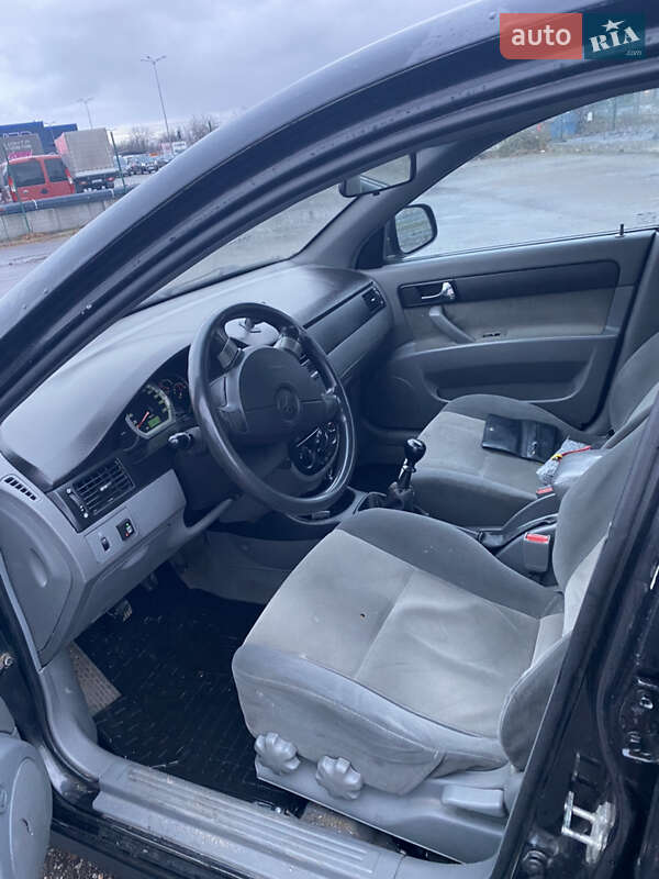 Седан Daewoo Gentra 2015 в Киеве