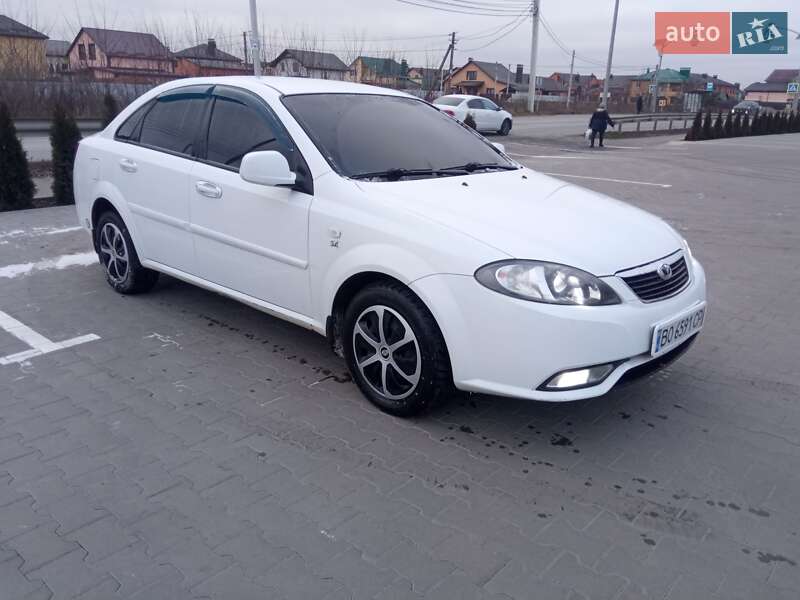 Седан Daewoo Gentra 2013 в Вінниці
