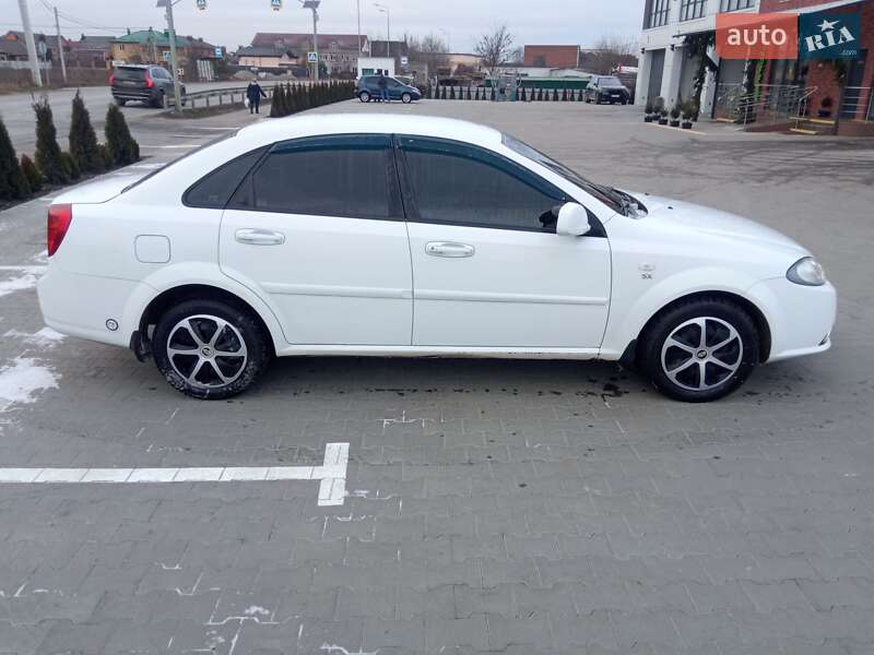 Седан Daewoo Gentra 2013 в Вінниці