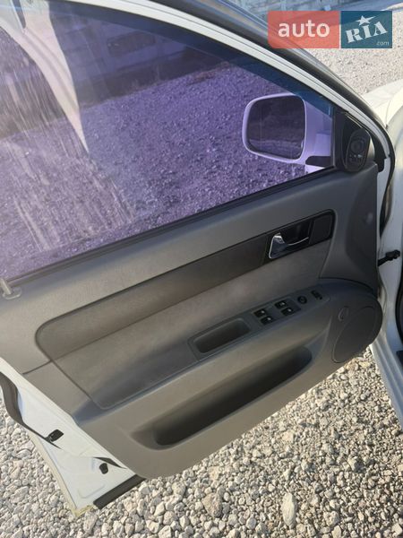 Седан Daewoo Gentra 2013 в Каменском