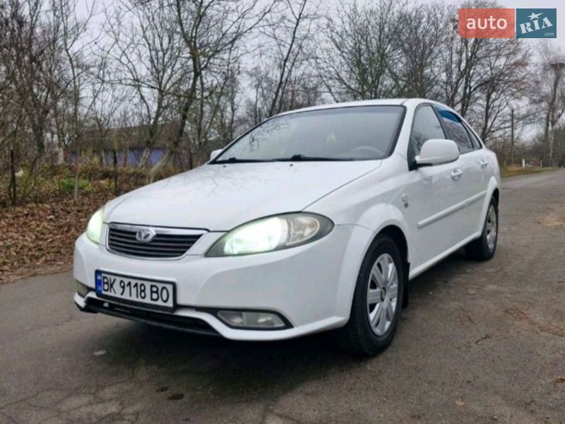 Седан Daewoo Gentra 2014 в Ровно фото Седан Daewoo Gentra 2014 в Ровно