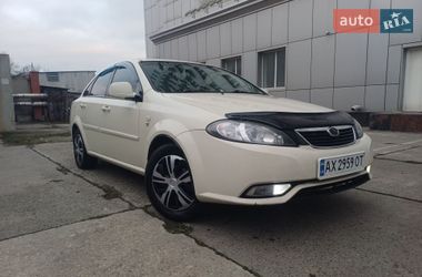 Седан Daewoo Gentra 2014 в Харкові