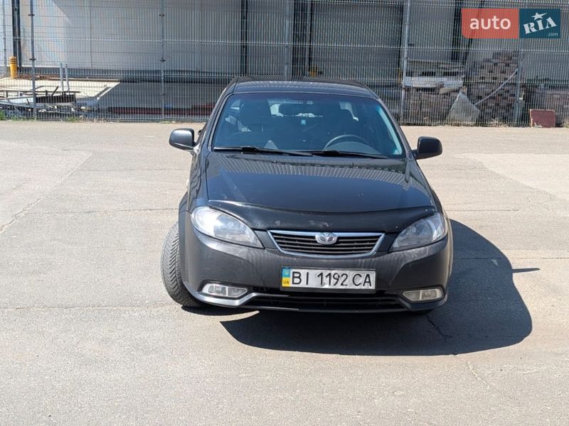 Седан Daewoo Gentra 2013 в Одесі