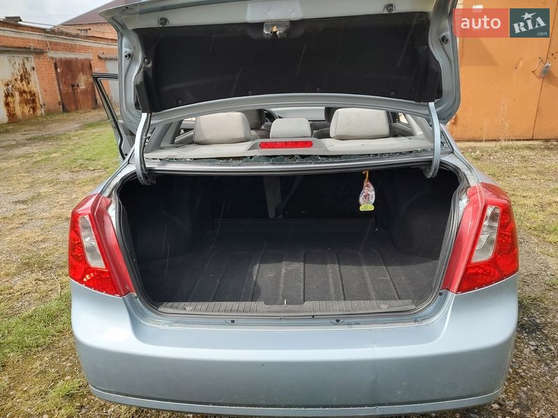 Седан Daewoo Gentra 2015 в Сумах