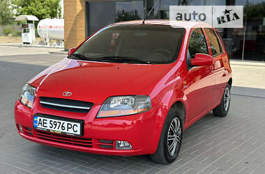 Хэтчбек Daewoo Kalos 2004 в 
