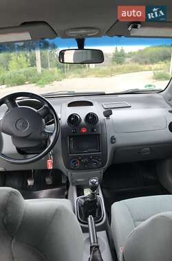 Хэтчбек Daewoo Kalos 2004 в Белой Церкви