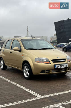 Хэтчбек Daewoo Kalos 2003 в Житомире