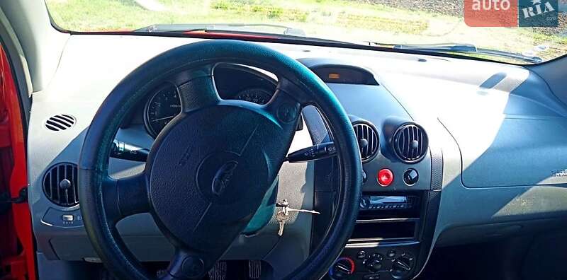 Хетчбек Daewoo Kalos 2003 в Чернівцях фото 5 Хетчбек Daewoo Kalos 2003 в Чернівцях