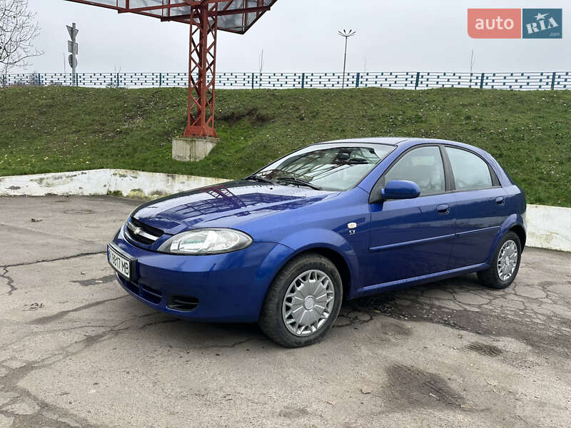 Хетчбек Daewoo Lacetti 2004 в Первомайську