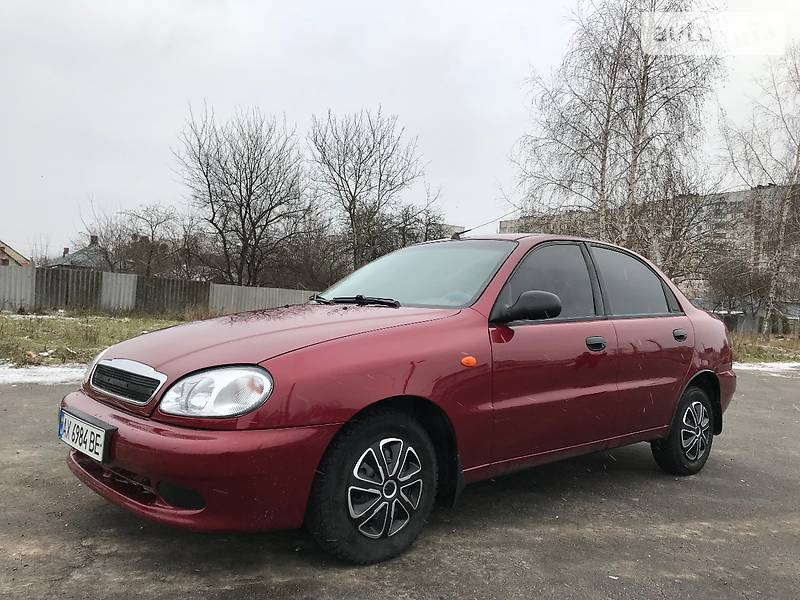 Седан Daewoo Lanos 2004 в Харькове