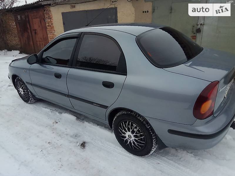 Daewoo Lanos 2011 року