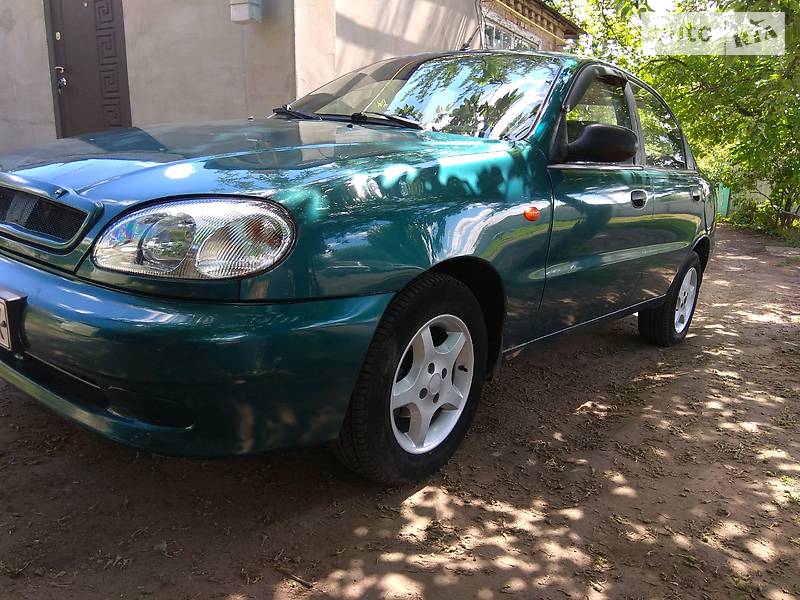Daewoo Lanos 2004 року
