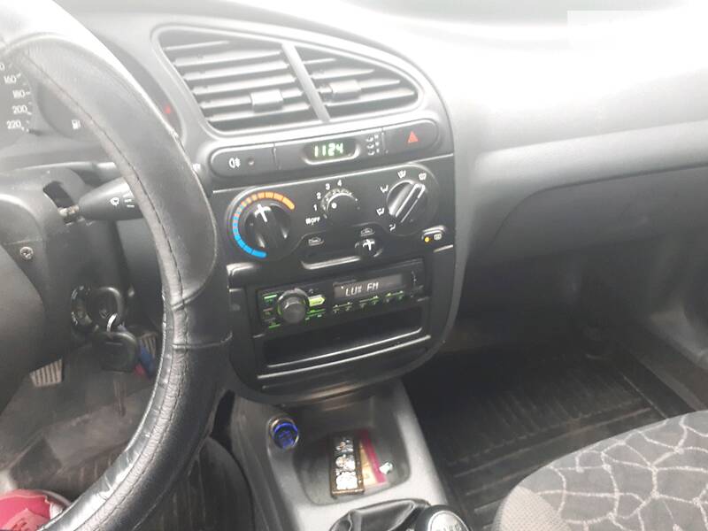 Седан Daewoo Lanos 2003 в Києві