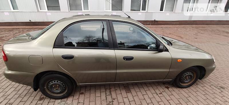 Седан Daewoo Lanos 2004 в Києві