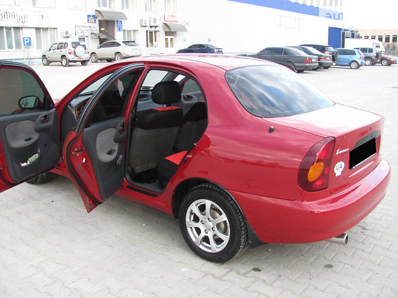 Седан Daewoo Lanos 2006 в Чернівцях