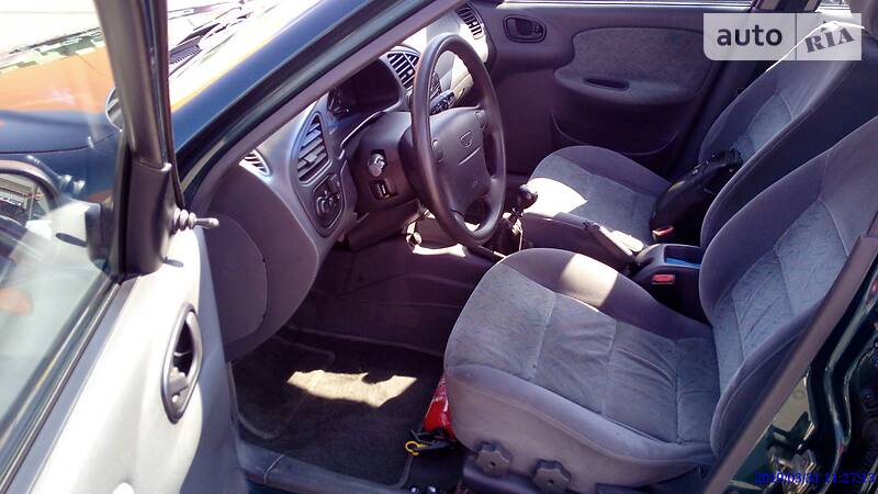 Седан Daewoo Lanos 1999 в Харкові