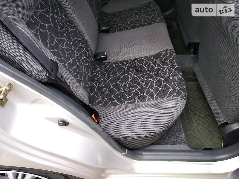 Седан Daewoo Lanos 2004 в Днепре фото 11 Седан Daewoo Lanos 2004 в Днепре