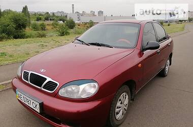 Седан Daewoo Lanos 2002 в Кривом Роге