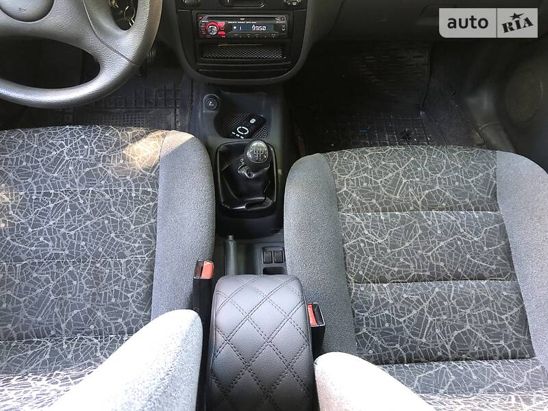 Седан Daewoo Lanos 2008 в Полтаві