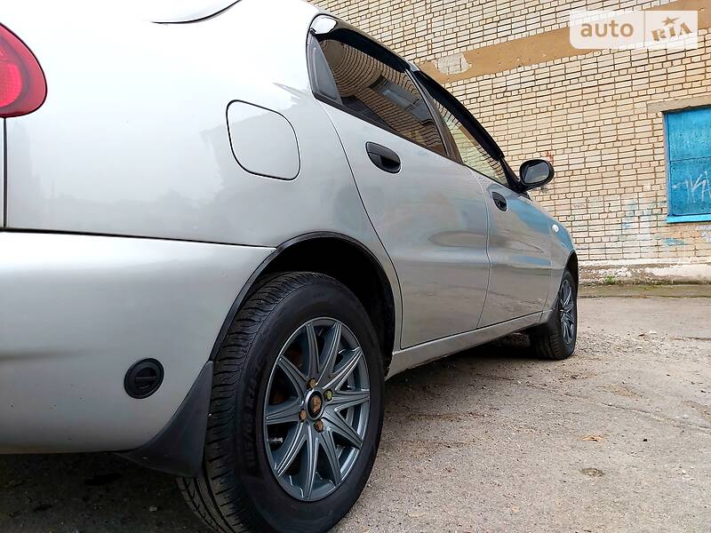 Седан Daewoo Lanos 2006 в Никополе