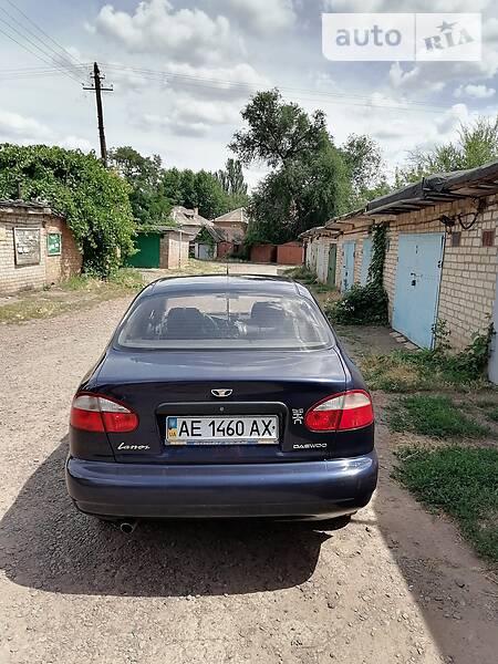 Седан Daewoo Lanos 2002 в Кривом Роге
