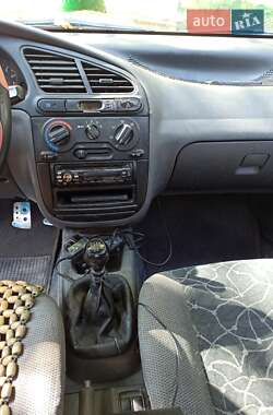 Седан Daewoo Lanos 2003 в Киеве