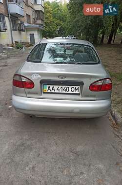 Седан Daewoo Lanos 2003 в Киеве