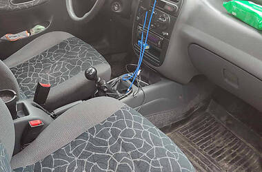 Седан Daewoo Lanos 2004 в 