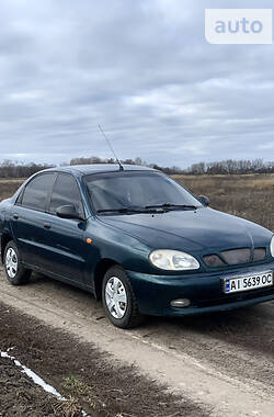 Седан Daewoo Lanos 2004 в Обухове